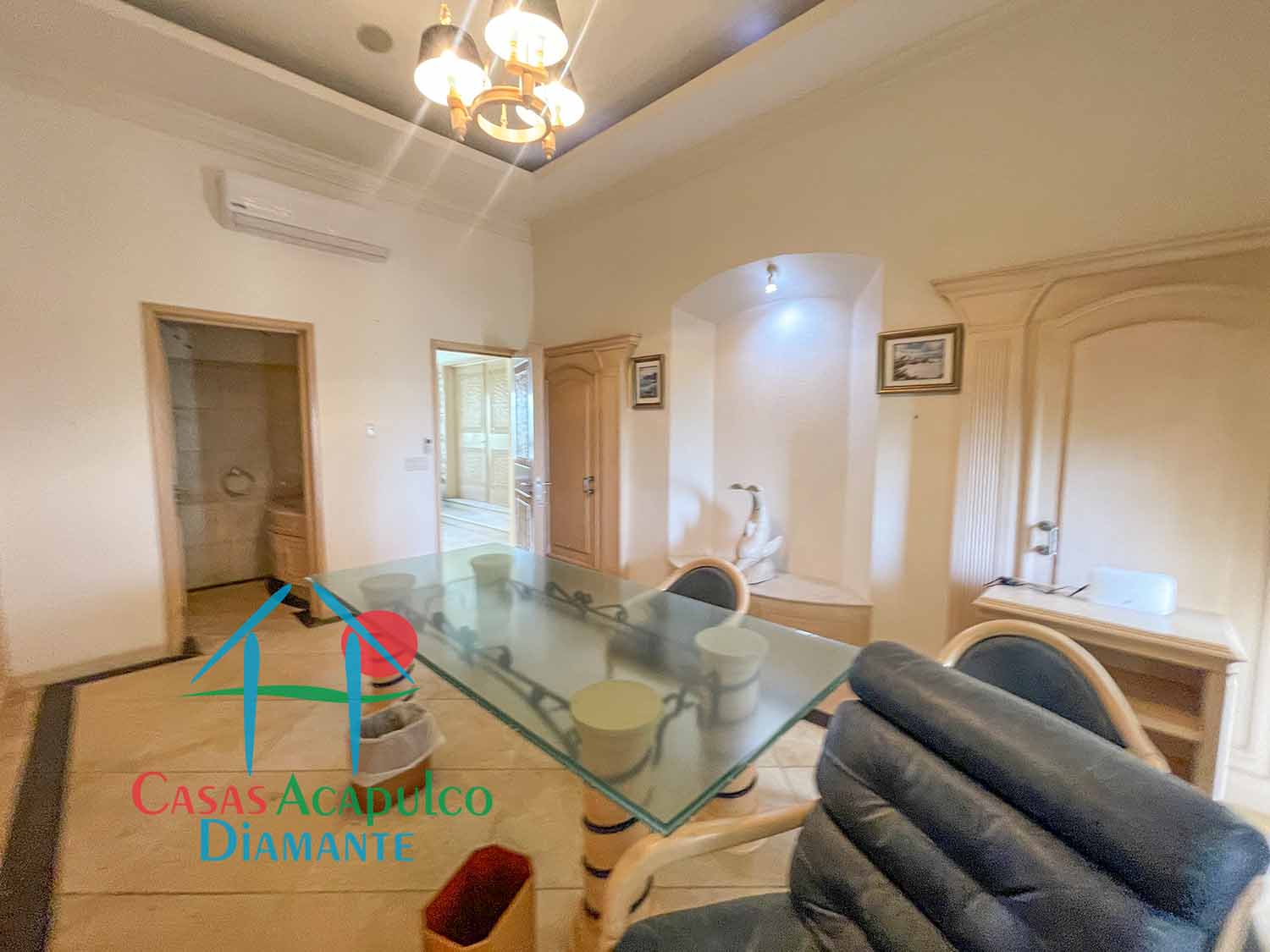 Tres Vidas Villa Universal - Despacho 4